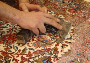 رفوگری در عظیمیه - قیمت رفوگری و ارمیم فرش در عظیمیه- خدمات ترمیم و باز سازی فرش-خدمات ترمیم فرش در عظیمیه-مجموعه بی نظیر شعبه ی عظیمیه